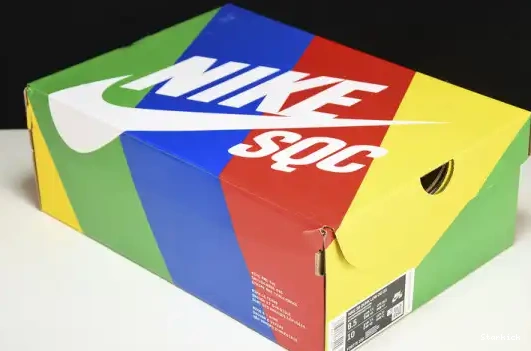 Low Family) and (Friends  Dunk FD8776-100 Nike White  Lobster SB 0704